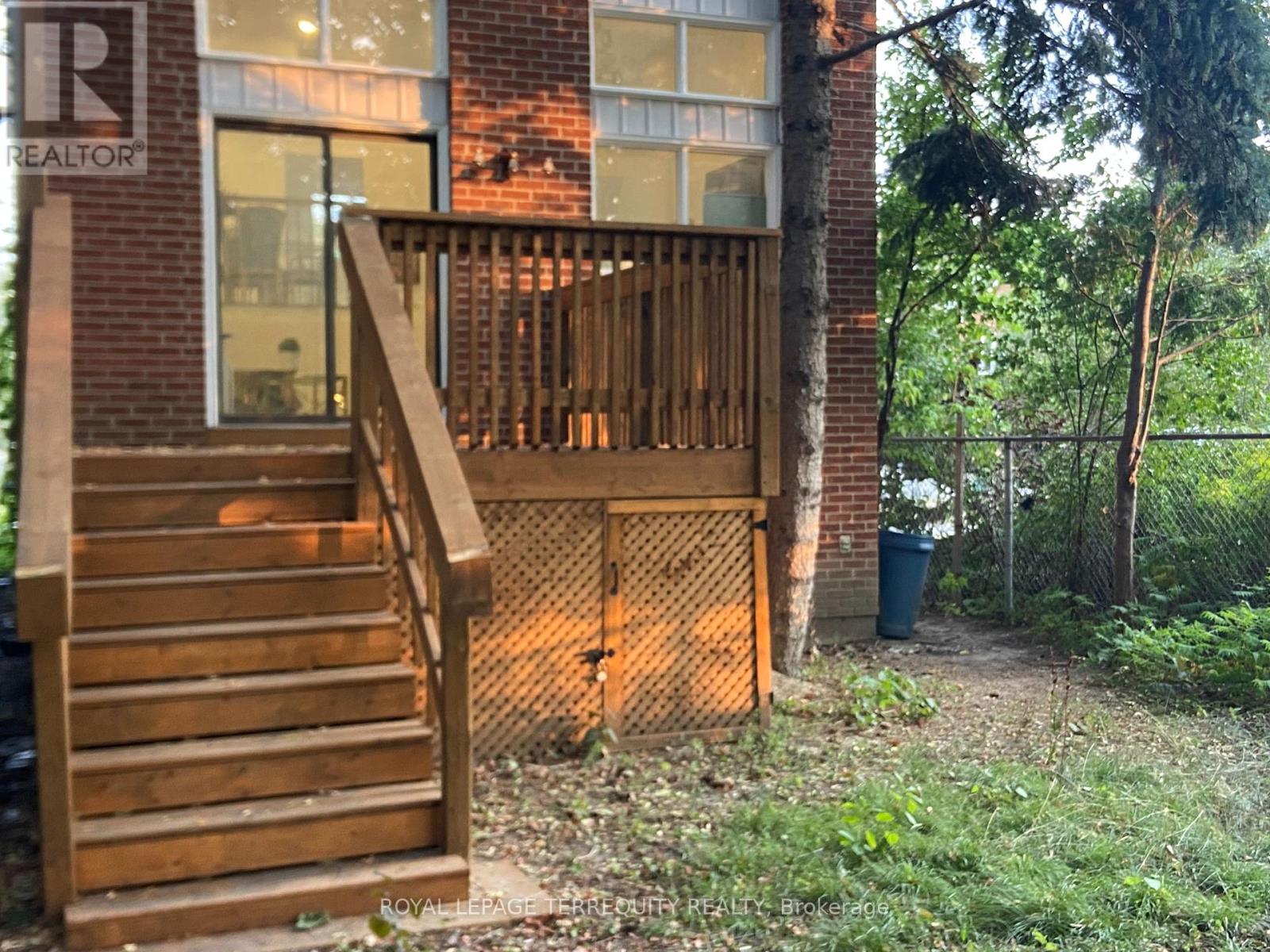 28 Festival Drive, Toronto, Ontario  M2R 3V1 - Photo 23 - C12333374
