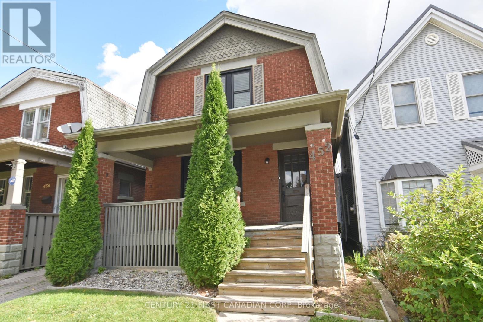 452 Charlotte Street, London East, Ontario  N5W 4A4 - Photo 1 - X12333455