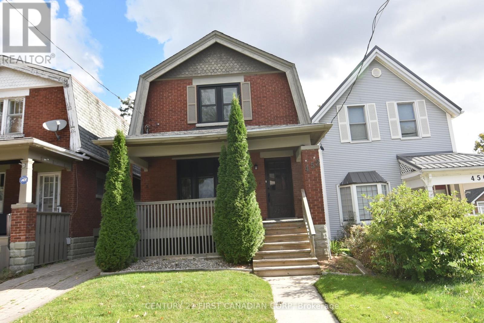 452 Charlotte Street, London East, Ontario  N5W 4A4 - Photo 2 - X12333455