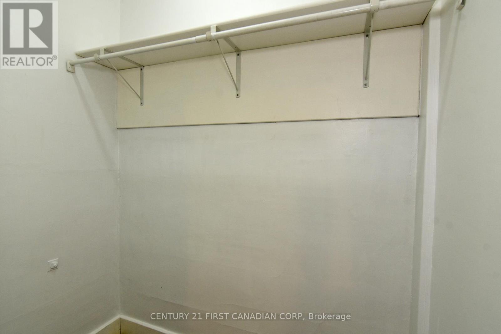 452 Charlotte Street, London East, Ontario  N5W 4A4 - Photo 23 - X12333455