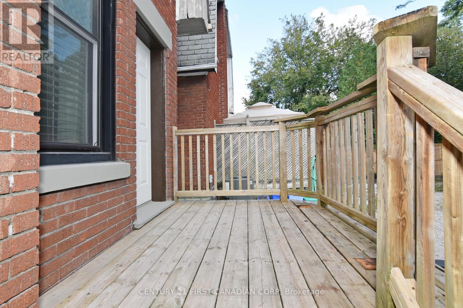 452 Charlotte Street, London East, Ontario  N5W 4A4 - Photo 25 - X12333455
