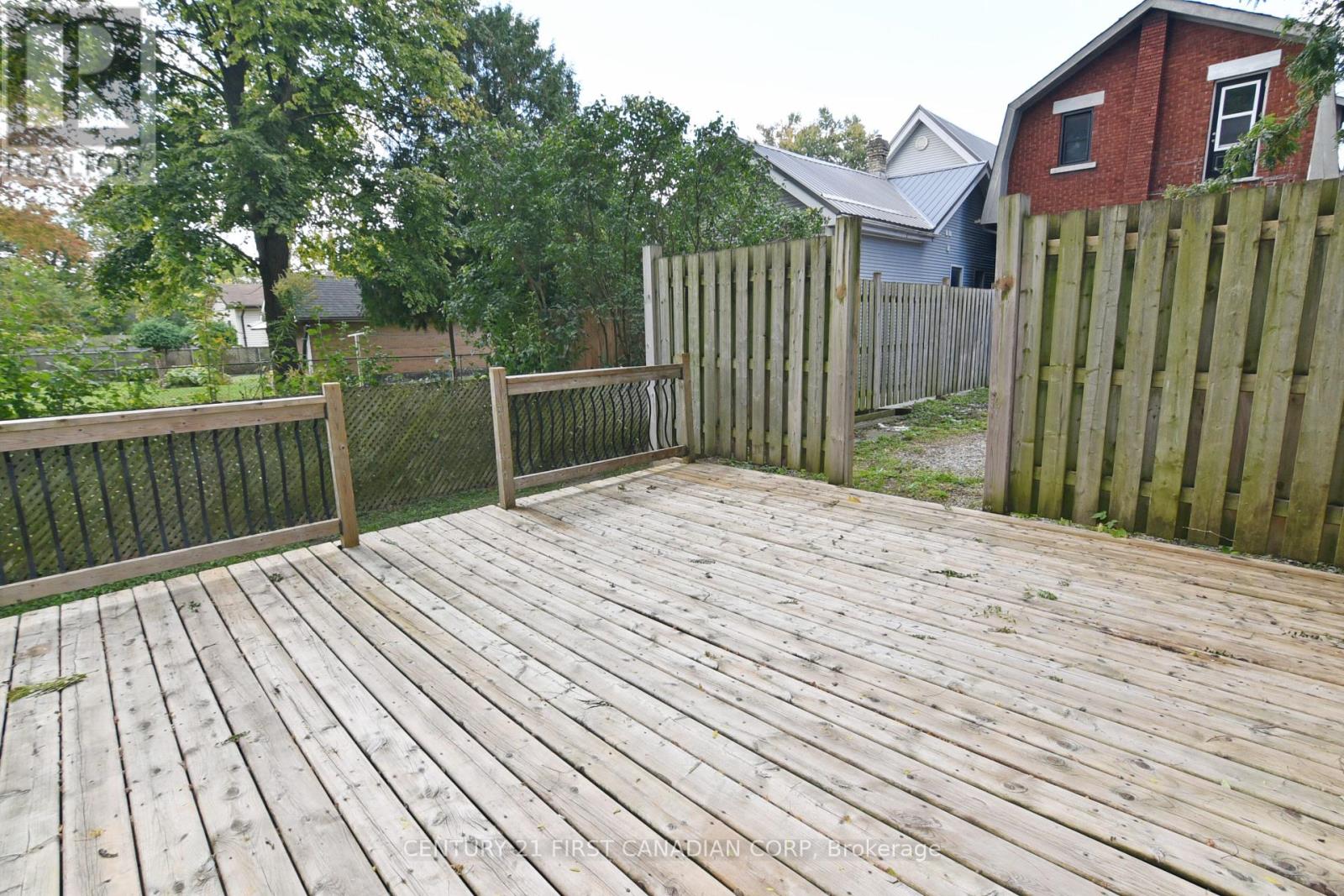 452 Charlotte Street, London East, Ontario  N5W 4A4 - Photo 30 - X12333455