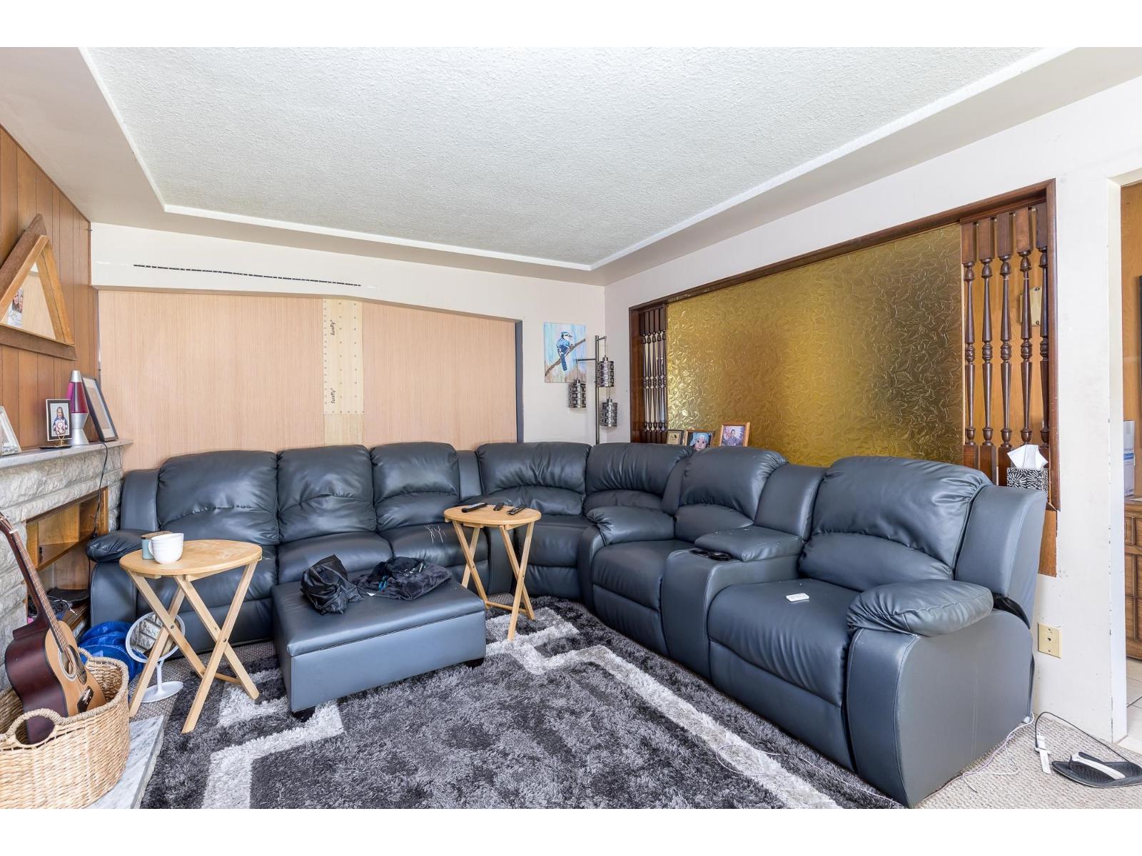 13759 111 Avenue, Surrey, British Columbia  V3R 2C1 - Photo 5 - R3034828