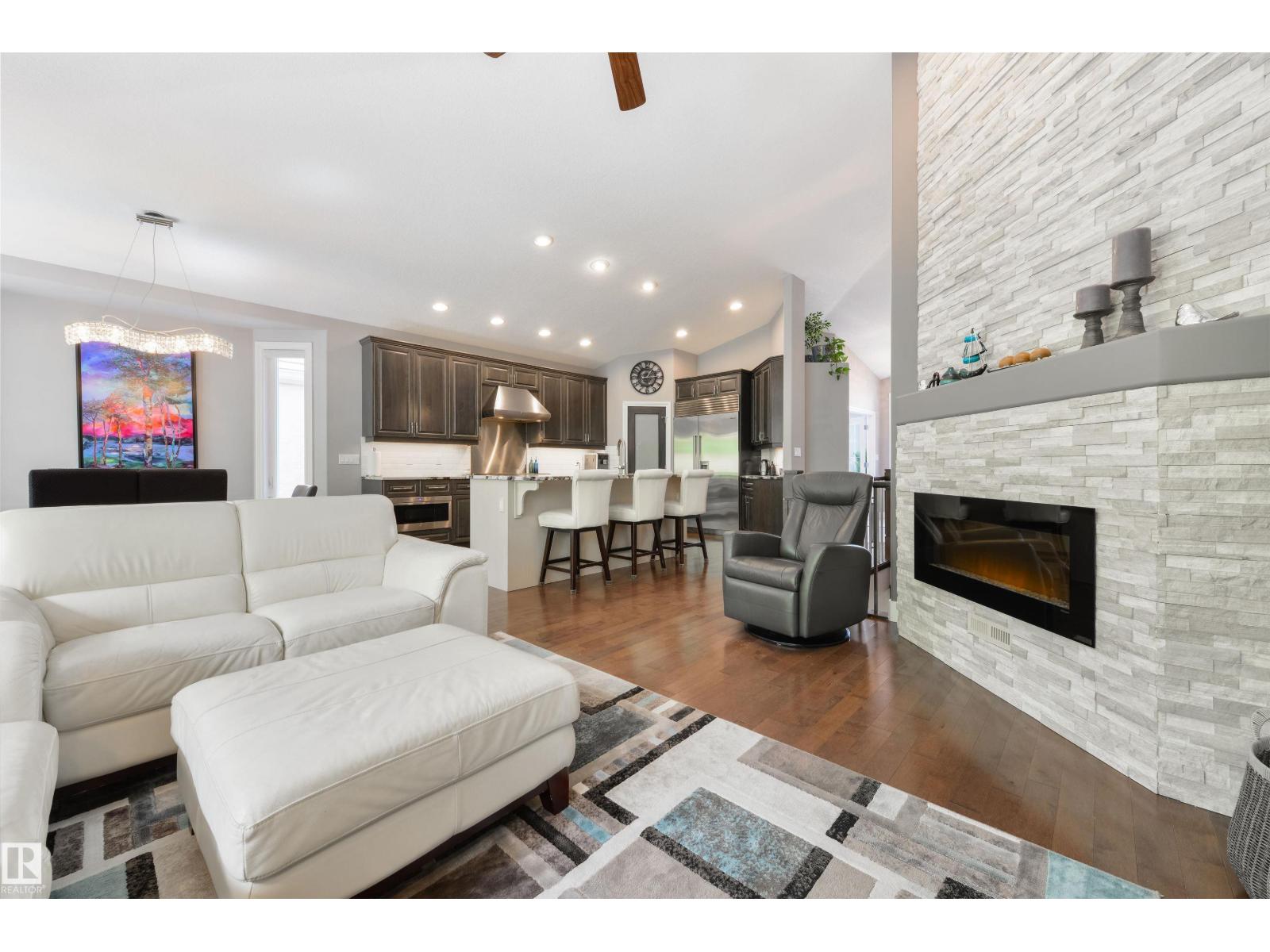 14 Prestige Pt Nw, Edmonton, Alberta  T6M 2T3 - Photo 12 - E4451951