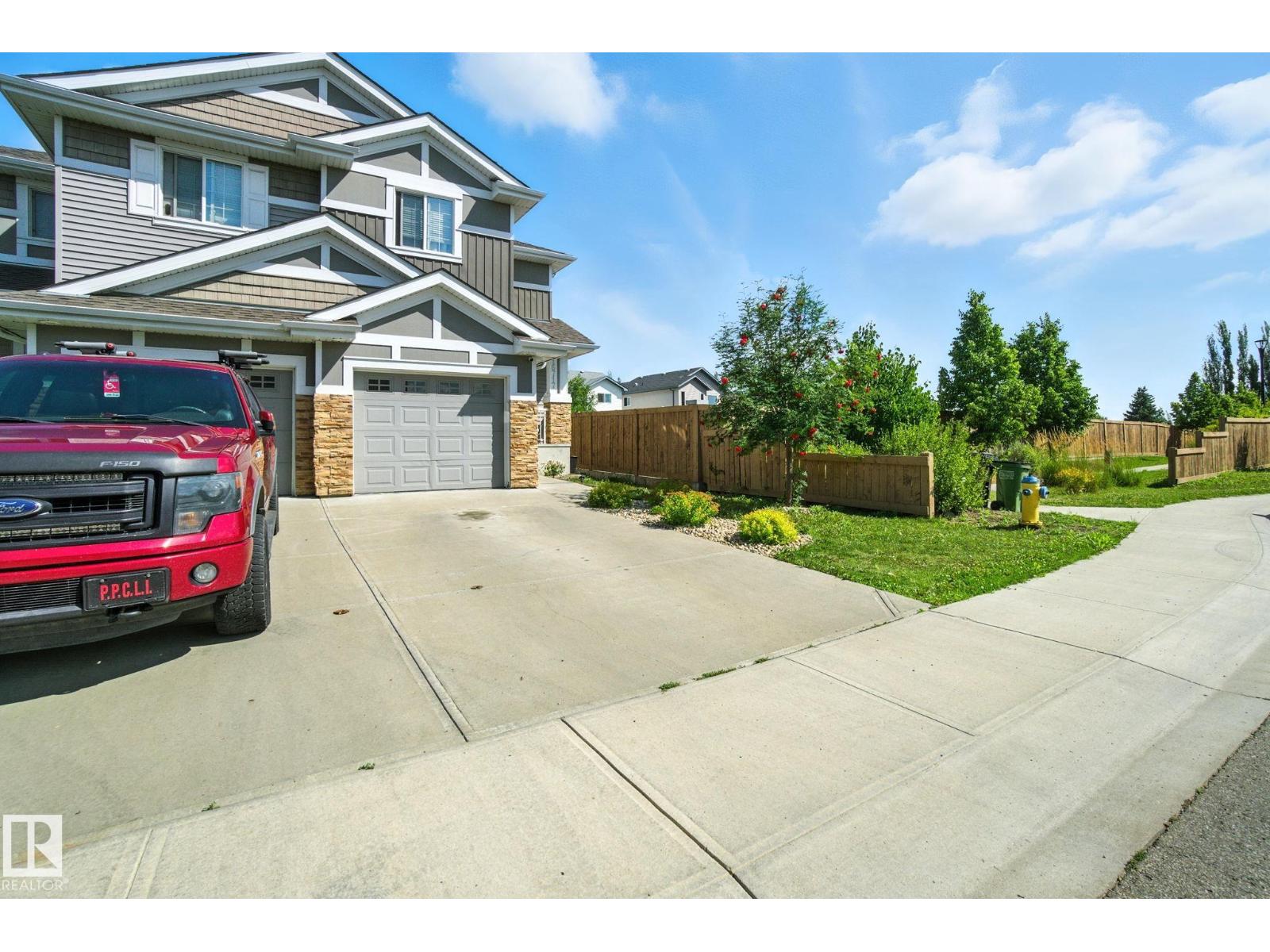 Property at 16717 120 ST NW NW image 3