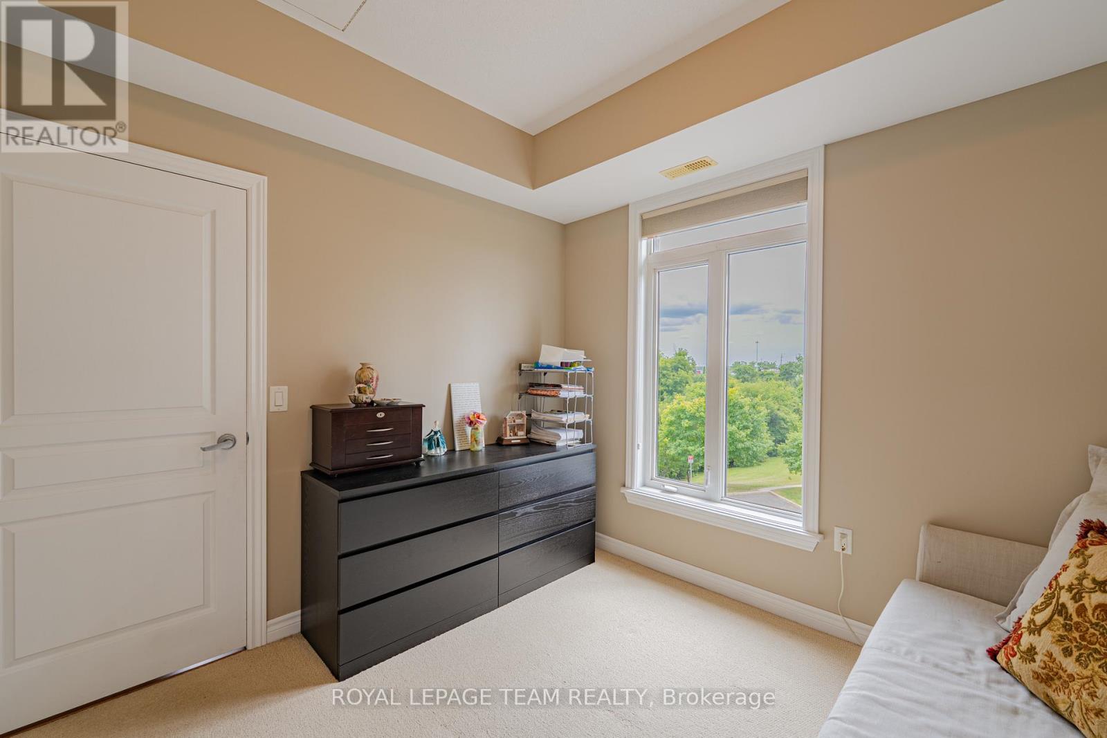 304 - 805 Beauparc Private, Ottawa, Ontario  K1J 0B5 - Photo 31 - X12333480