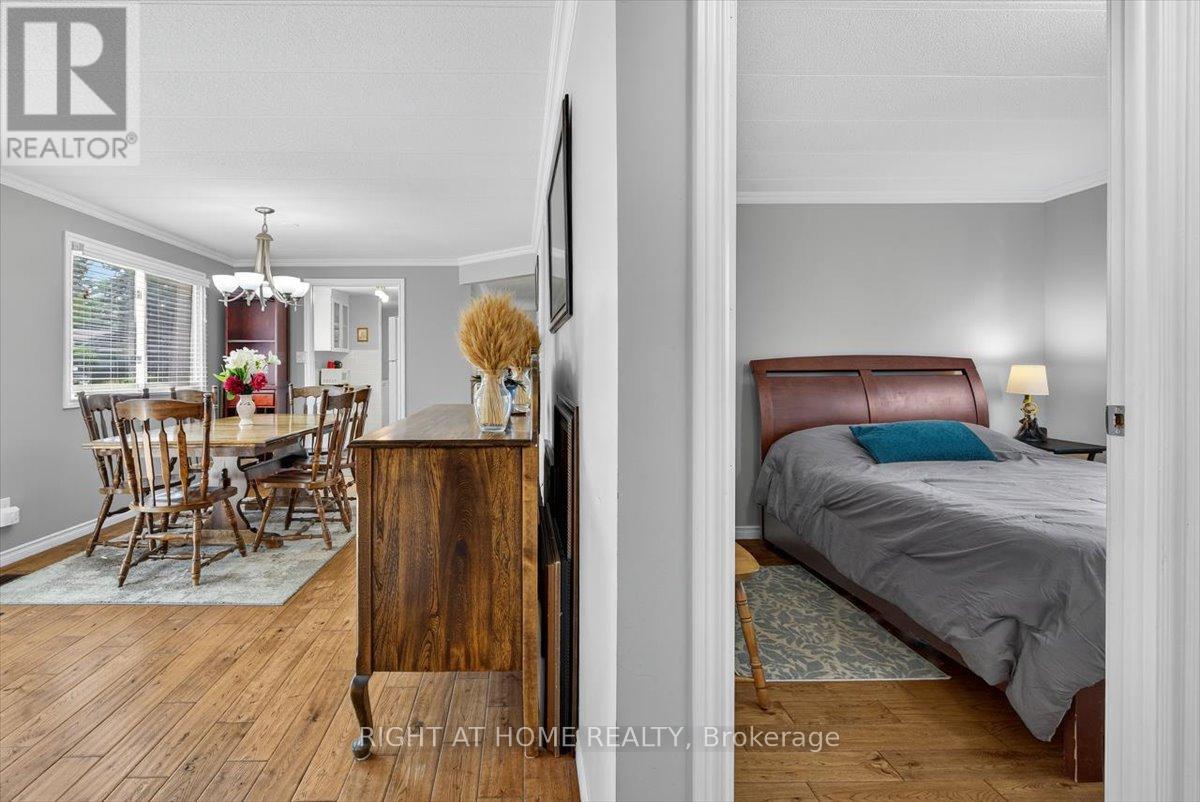 30 Main Street, Innisfil, Ontario  L9S 1L9 - Photo 15 - N12333285