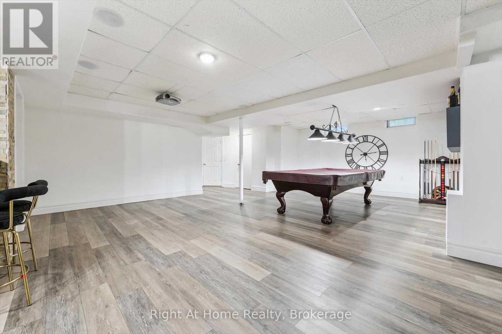 242 Milkweed Way, Oakville, Ontario  L6L 0A6 - Photo 41 - W12333464
