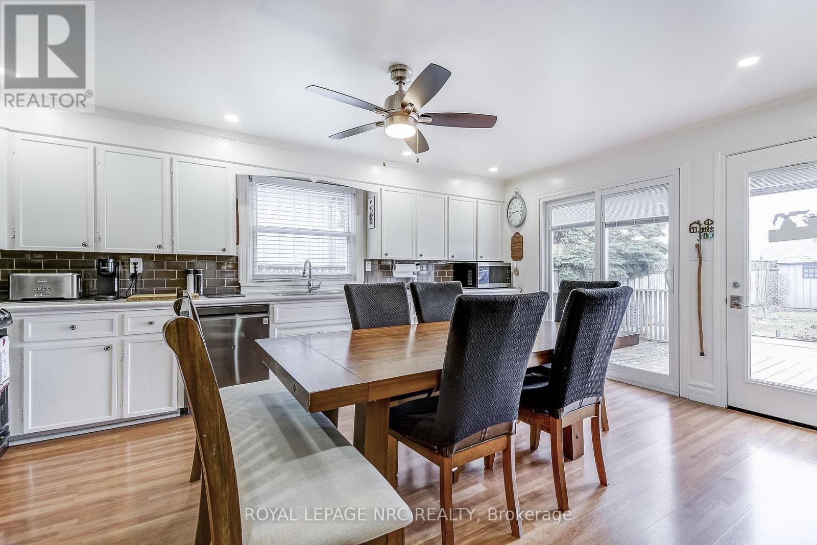 14 Shakespeare Avenue, Niagara-On-The-Lake, Ontario  L0S 1J0 - Photo 11 - X12333482