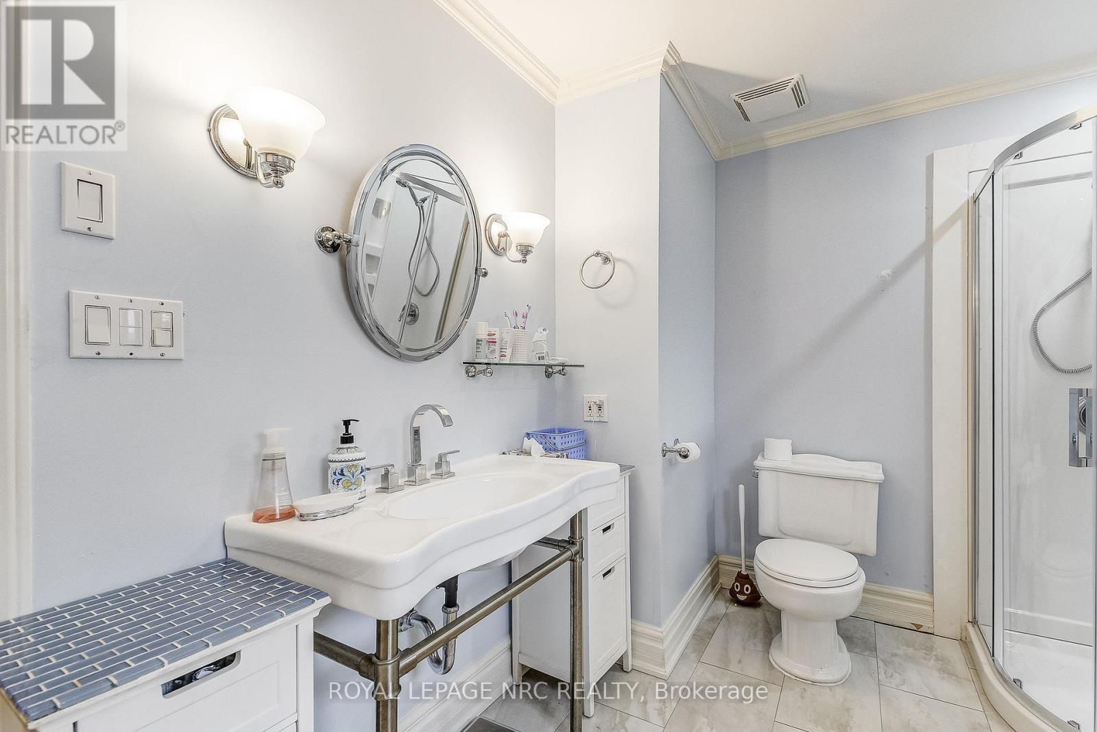14 Shakespeare Avenue, Niagara-On-The-Lake, Ontario  L0S 1J0 - Photo 16 - X12333482