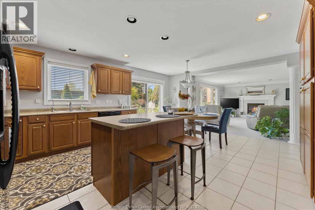 692 George Kennedy Way, Lakeshore, Ontario N0R 1A0 - Photo 10 - 25016930