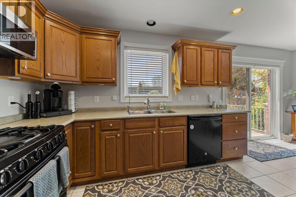 692 George Kennedy Way, Lakeshore, Ontario N0R 1A0 - Photo 11 - 25016930