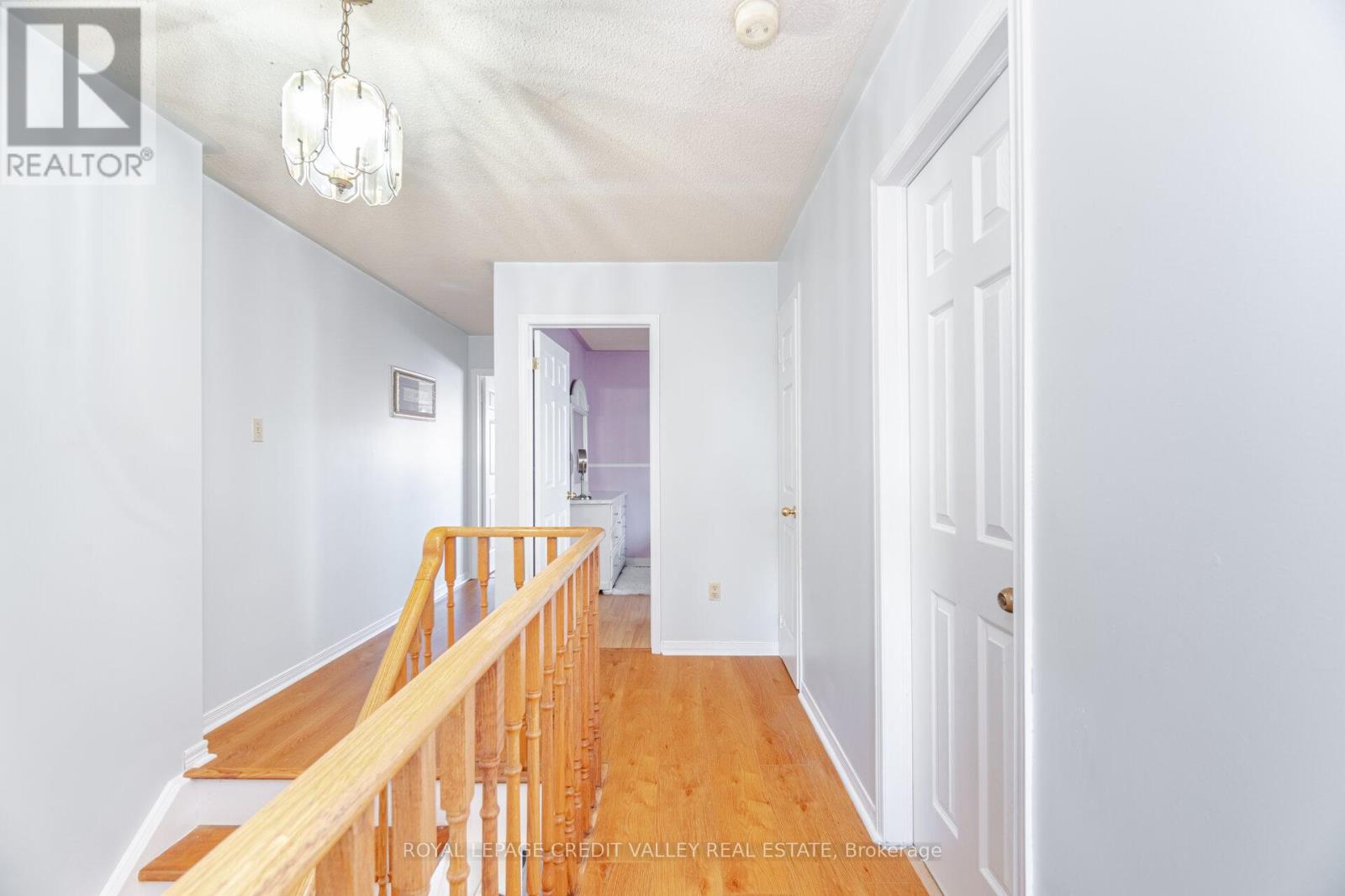 32 Millstone Drive, Brampton, Ontario  L6Y 4P6 - Photo 21 - W12242206
