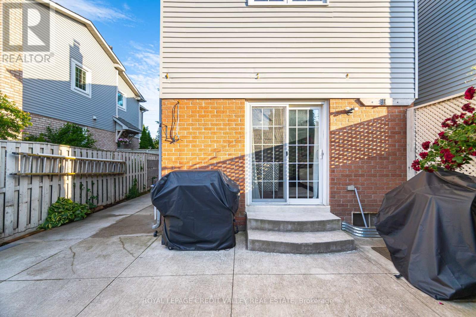 32 Millstone Drive, Brampton, Ontario  L6Y 4P6 - Photo 39 - W12242206