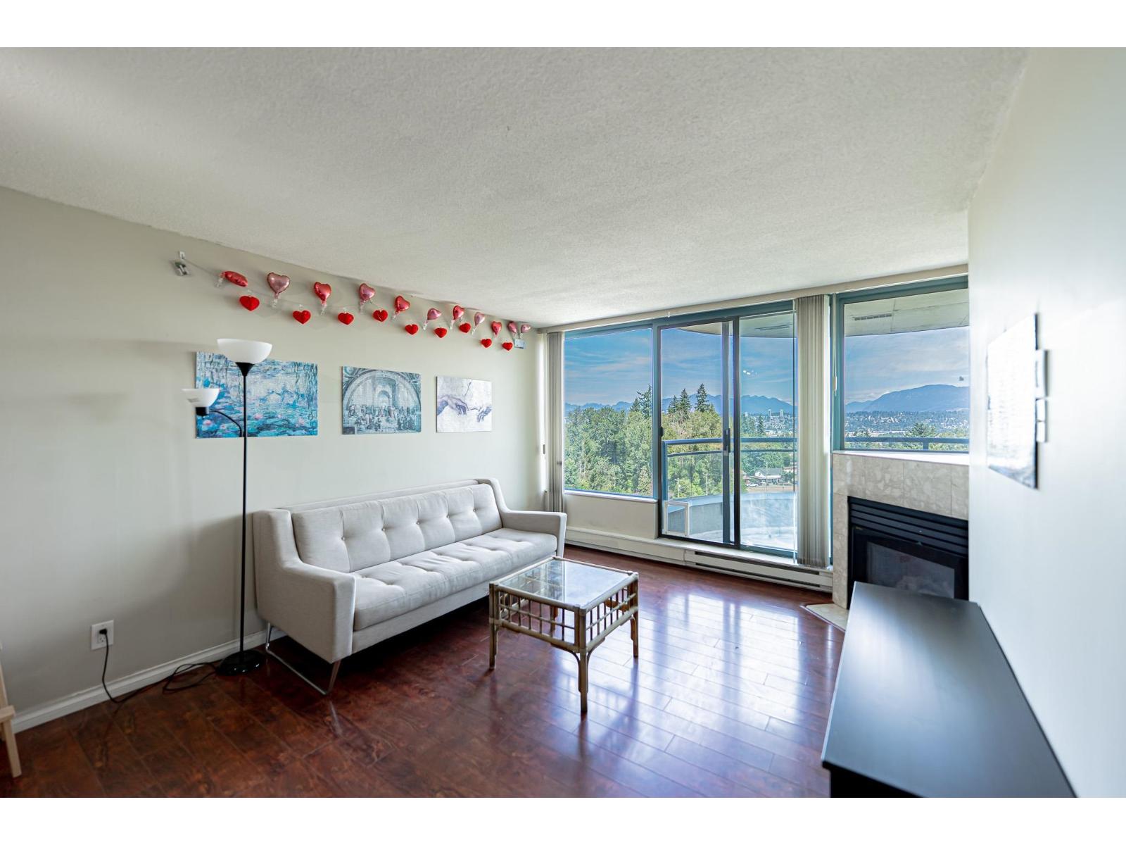 806 13353 108 Avenue, Surrey, British Columbia  V3T 5T5 - Photo 2 - R3033556