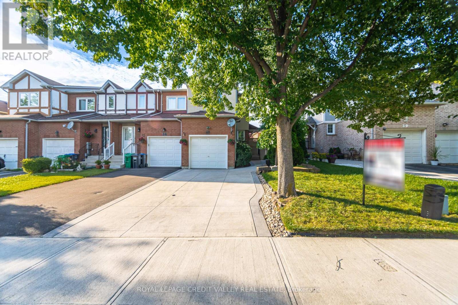 Property at 32 MILLSTONE DRIVE image 4
