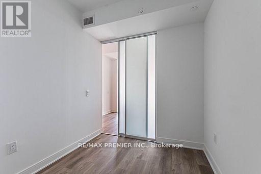 1620 - 86 Dundas Street E, Mississauga, Ontario  L5A 0B1 - Photo 15 - W12333226