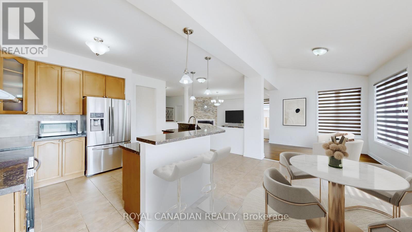 5116 Churchill Meadows Boulevard, Mississauga, Ontario  L5M 8B7 - Photo 9 - W12333261
