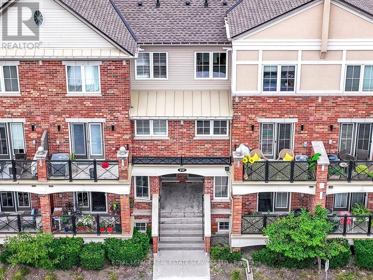 Property at UNIT 12 - 19 HAYS BOULEVARD image 3