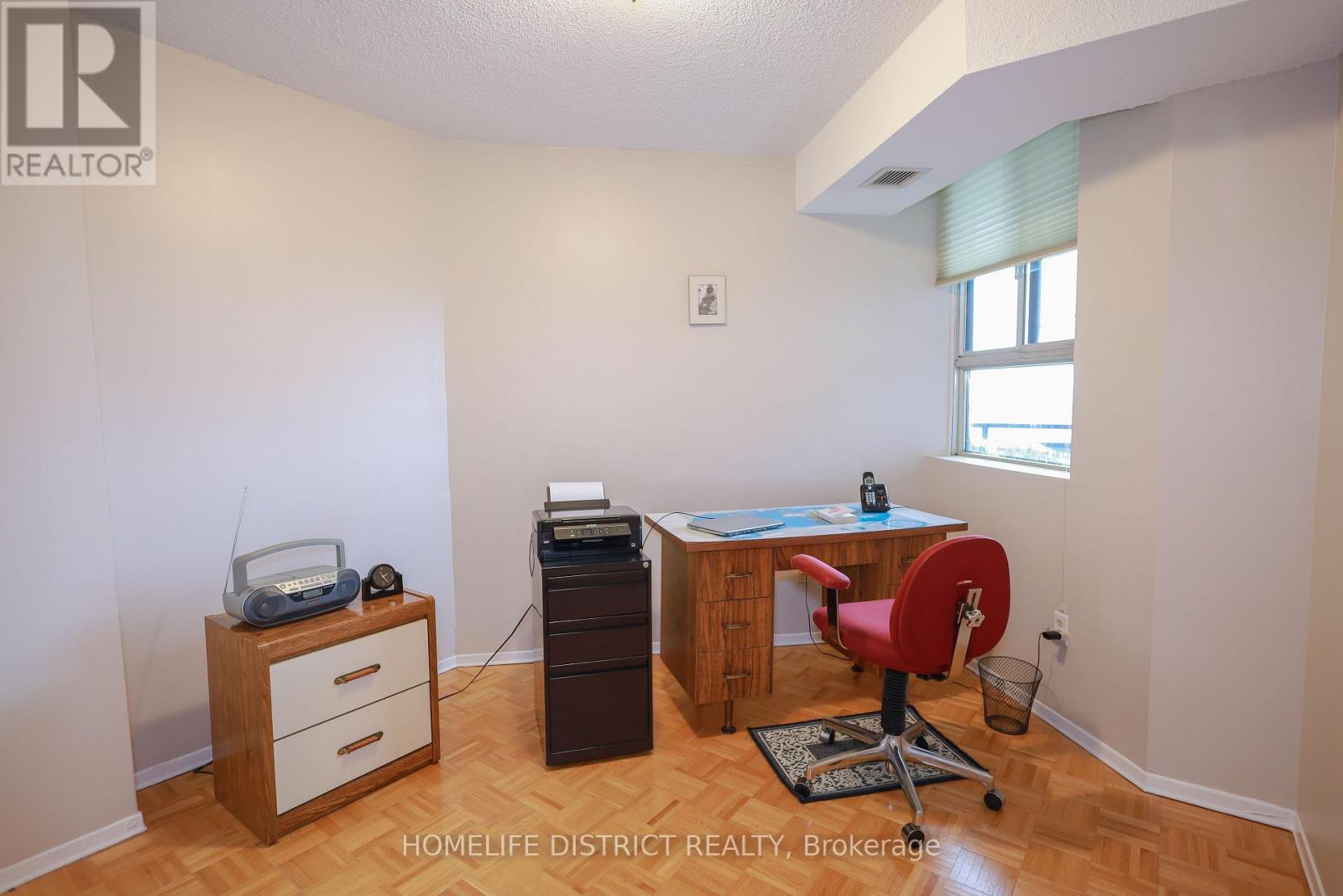 1902 - 234 Albion Road, Toronto, Ontario  M9W 6A5 - Photo 12 - W12333379