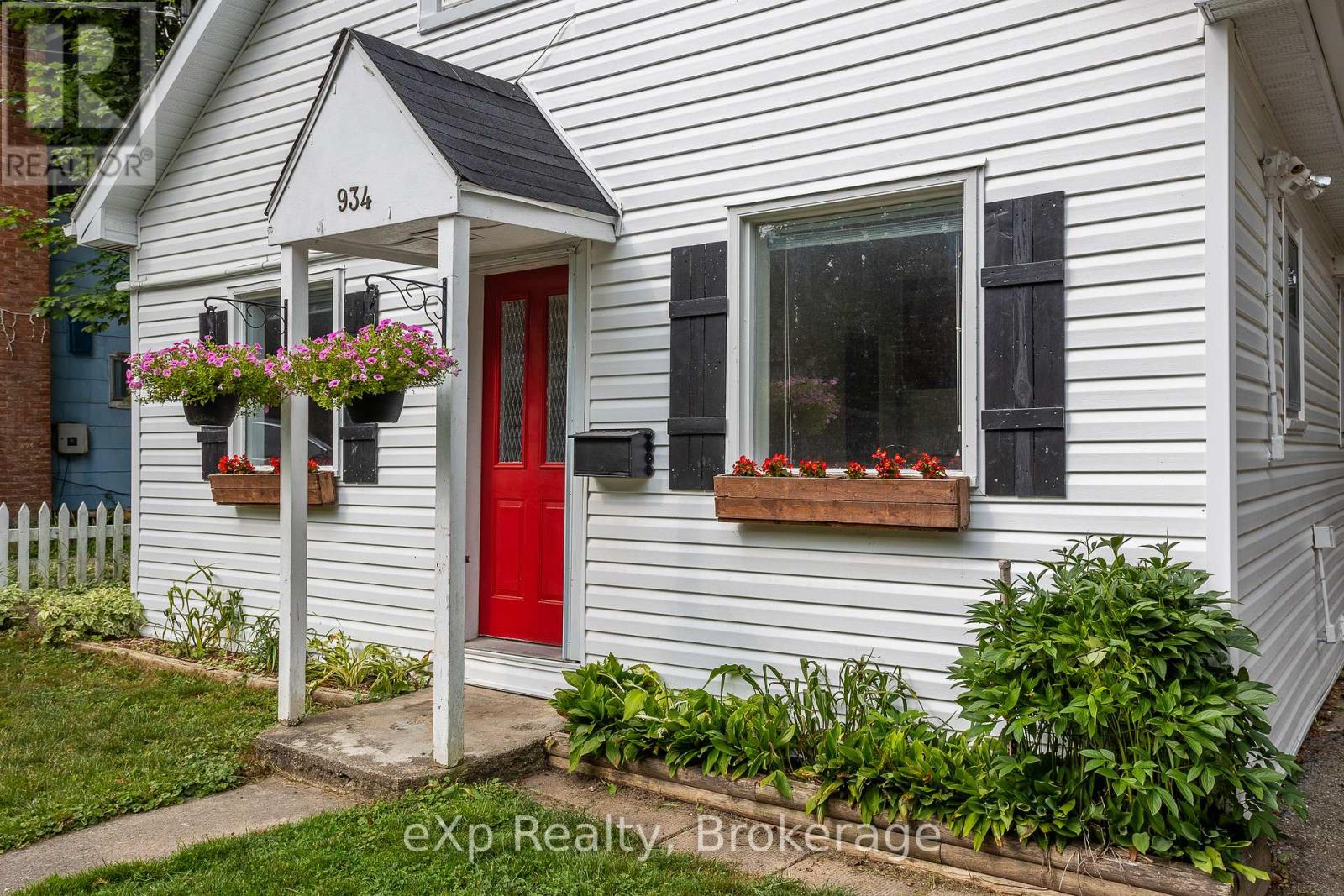 934 5th Avenue W, Owen Sound, Ontario  N4K 5A6 - Photo 10 - X12333439