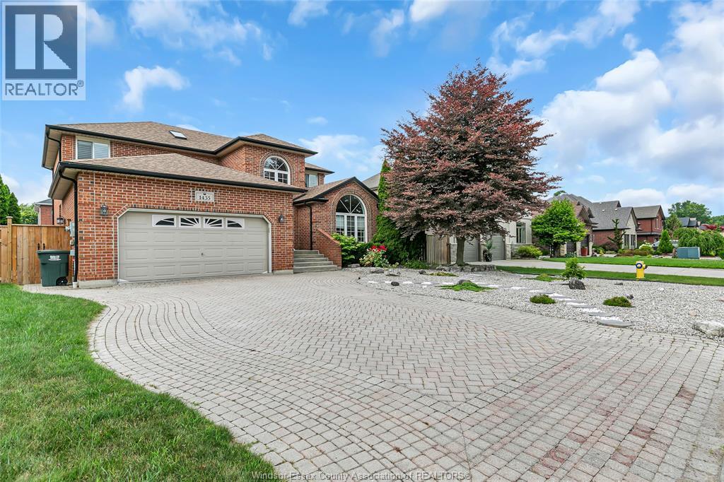 Property at 1435 MAPLE image 3