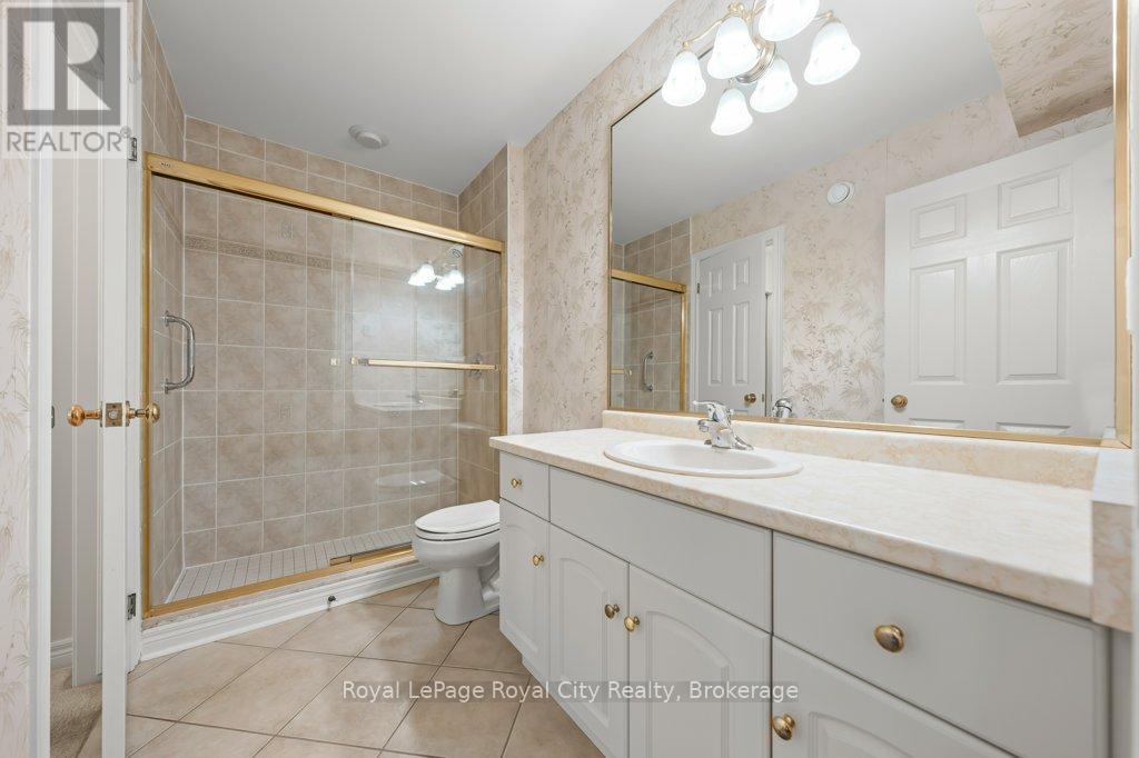 119 Mcarthur Crescent, Guelph, Ontario  N1L 1S3 - Photo 9 - X12333475