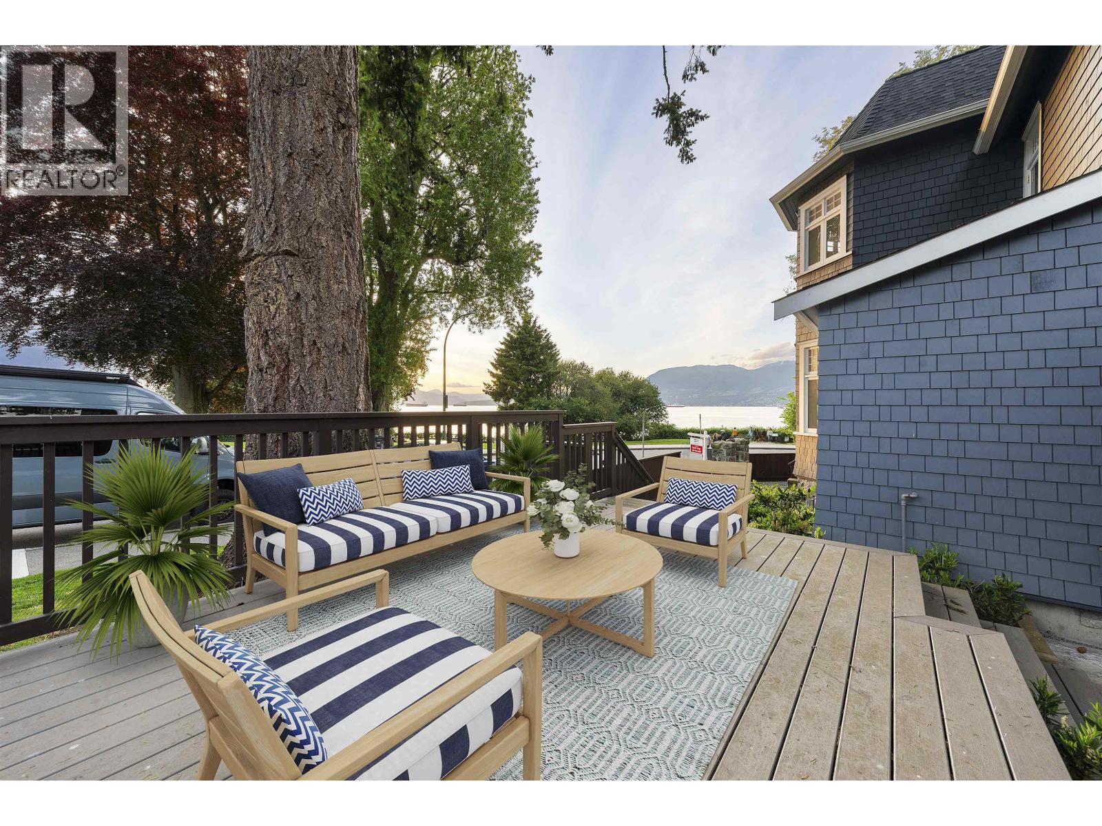 Property at 1428 TRAFALGAR STREET image 2