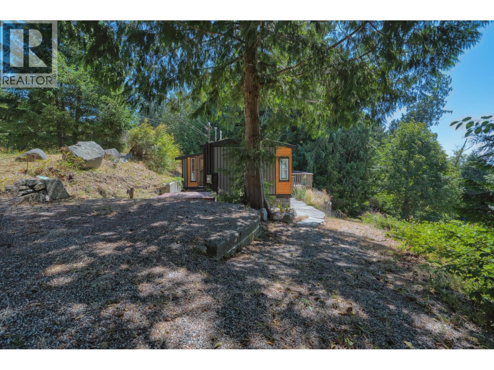 7949 Redrooffs Road, Halfmoon Bay, British Columbia  V7Z 1C6 - Photo 29 - R3035135