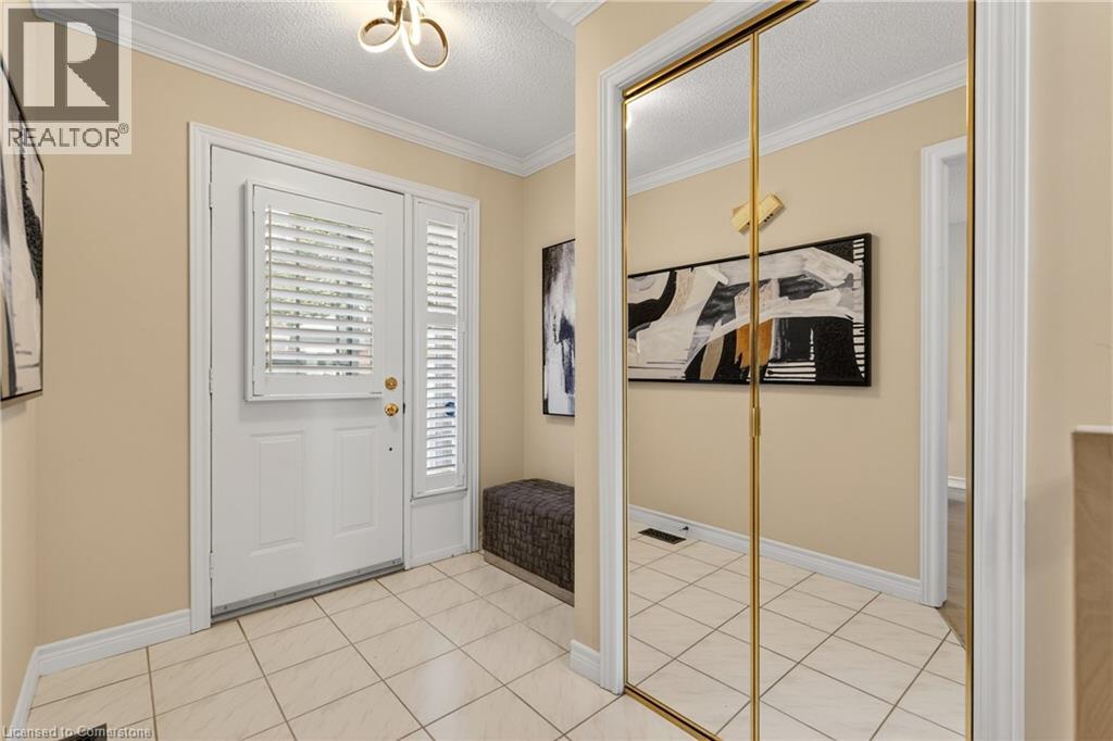 810 Golf Links Road Unit# 2, Ancaster, Ontario  L9K 1J7 - Photo 4 - 40758578