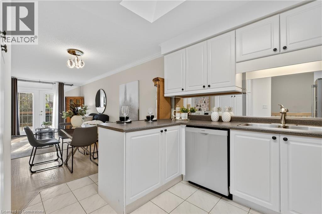 810 Golf Links Road Unit# 2, Ancaster, Ontario  L9K 1J7 - Photo 6 - 40758578