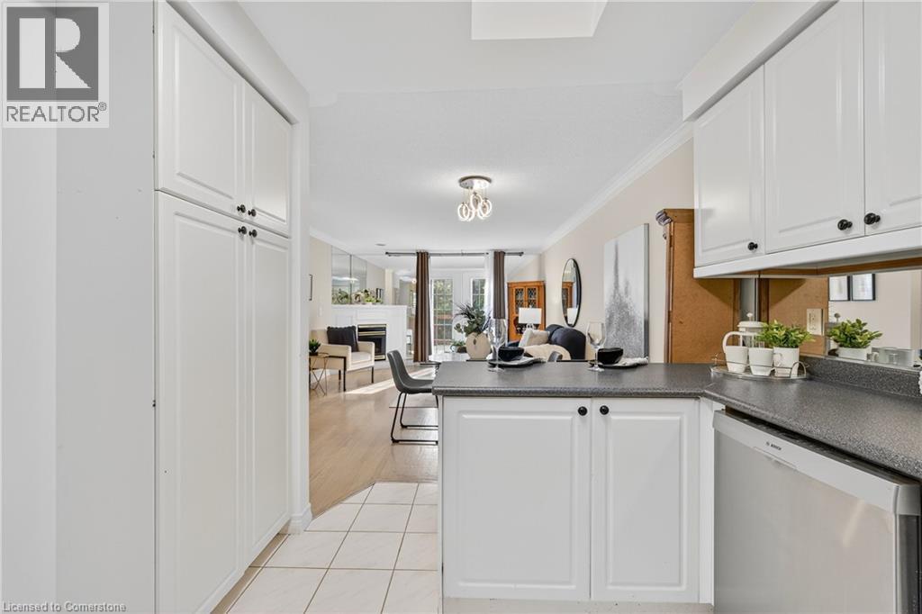 810 Golf Links Road Unit# 2, Ancaster, Ontario  L9K 1J7 - Photo 8 - 40758578