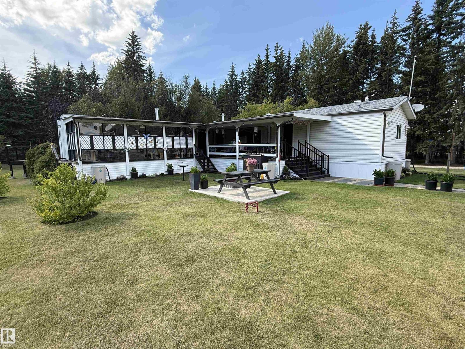 623005 RR60, Rural Woodlands County, Alberta