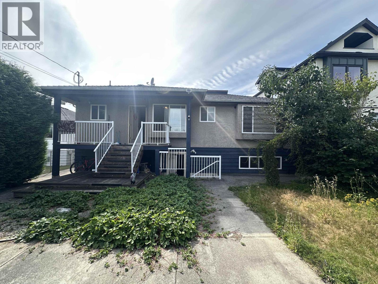 Property at 8090 LAUREL STREET image 3