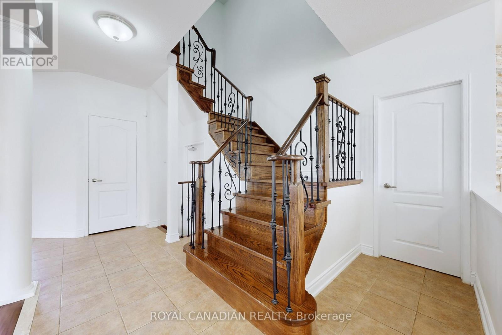 5116 Churchill Meadows Boulevard, Mississauga, Ontario  L5M 8B7 - Photo 11 - W12333261