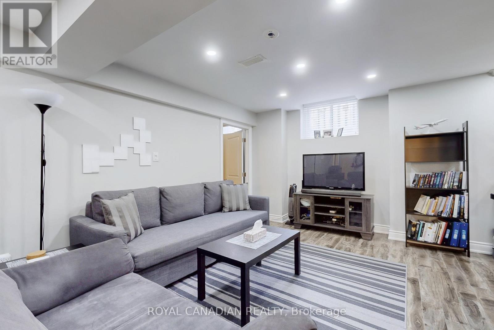 5116 Churchill Meadows Boulevard, Mississauga, Ontario  L5M 8B7 - Photo 21 - W12333261
