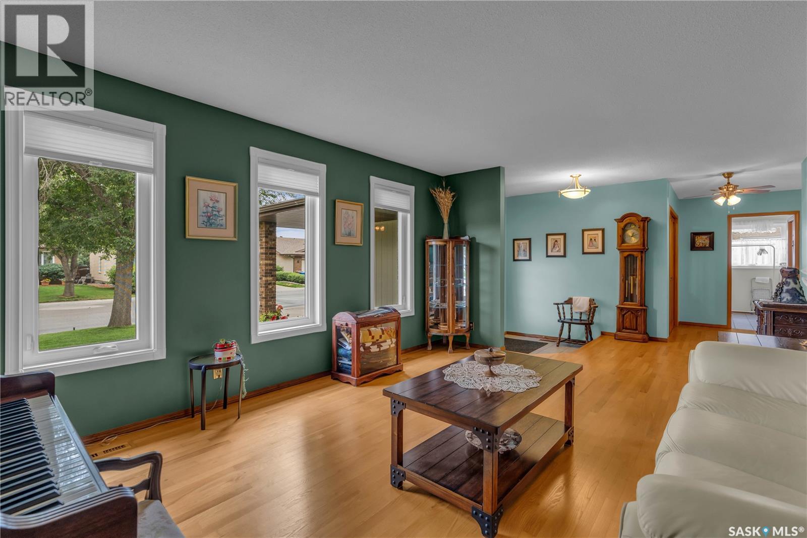 Property at 2310 Goldman CRESCENT image 4