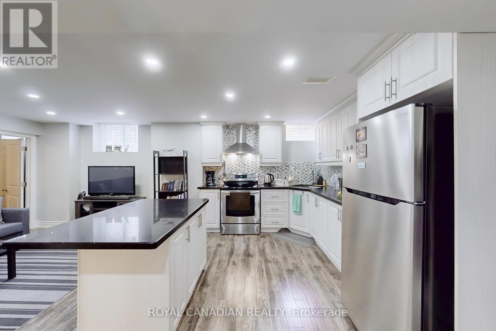 5116 Churchill Meadows Boulevard, Mississauga, Ontario  L5M 8B7 - Photo 29 - W12333261