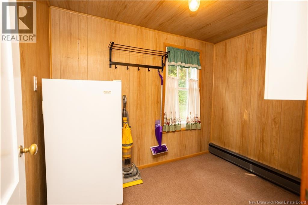 12 Beech Street, Mcadam, New Brunswick  E6J 1V8 - Photo 14 - NB124563