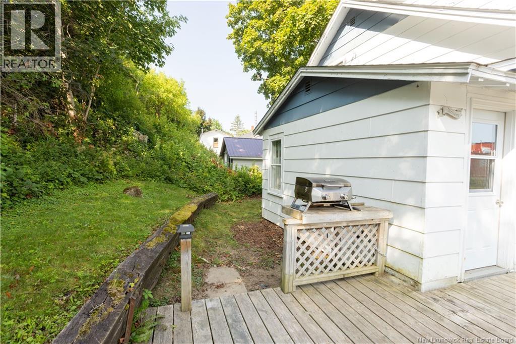 12 Beech Street, Mcadam, New Brunswick  E6J 1V8 - Photo 4 - NB124563