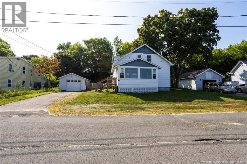 12 Beech Street, Mcadam, New Brunswick  E6J 1V8 - Photo 9 - NB124563