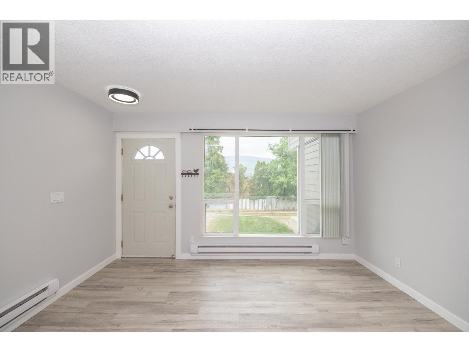 Property at 3800 40 Avenue Unit# 25 image 4