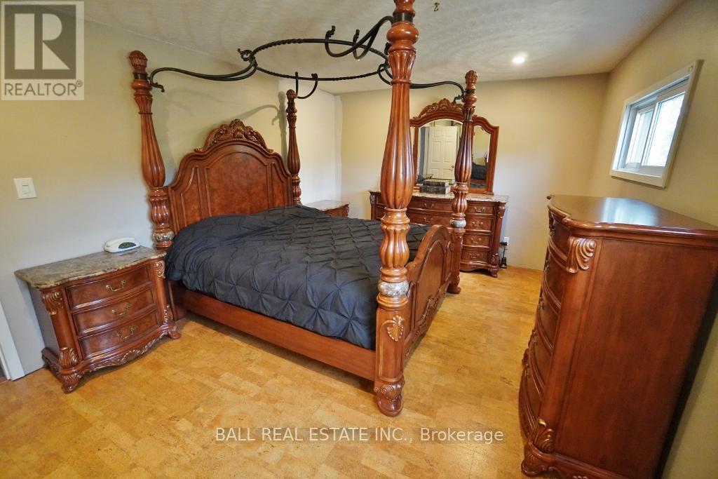 20 Musclow-Greenview Road, Hastings Highlands, Ontario  K0L 1C0 - Photo 17 - X12333531