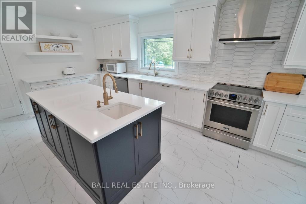 20 Musclow-Greenview Road, Hastings Highlands, Ontario  K0L 1C0 - Photo 24 - X12333531