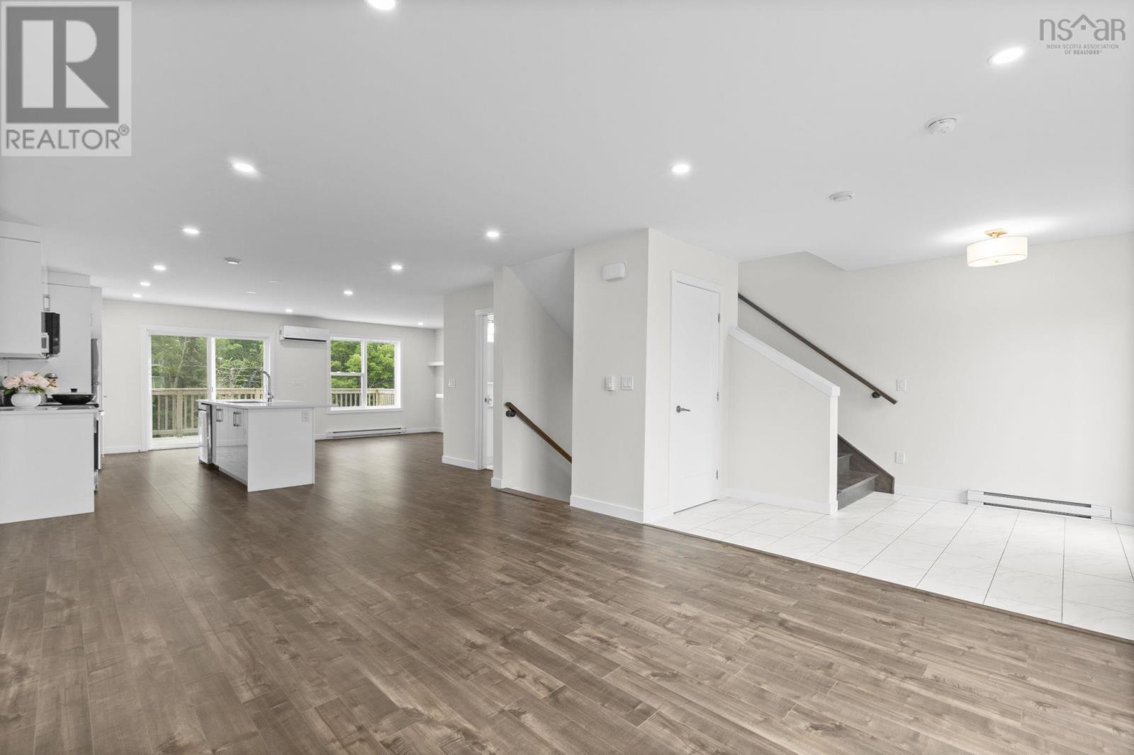Property at 148 Cortland Ridge image 4