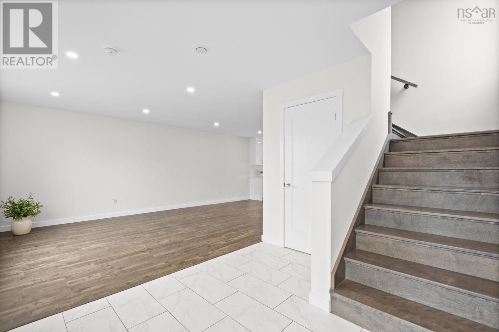 Property at 148 Cortland Ridge image 3