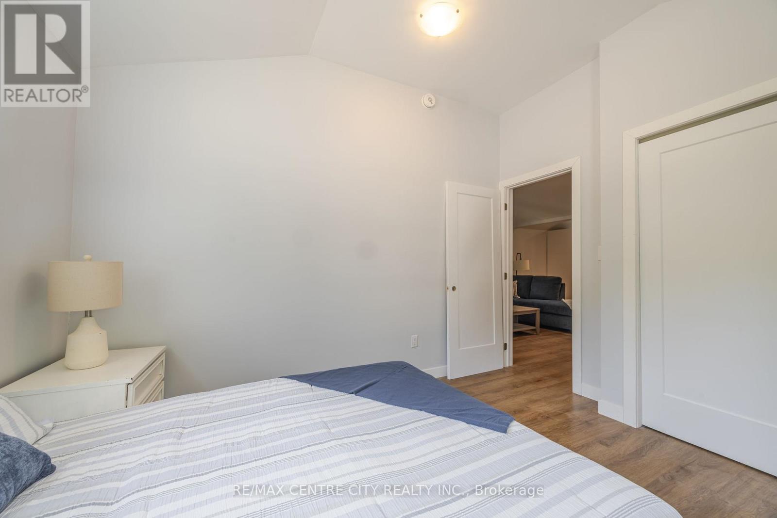 277 Charlotte Street, Central Elgin, Ontario  N5L 1A8 - Photo 13 - X12333496
