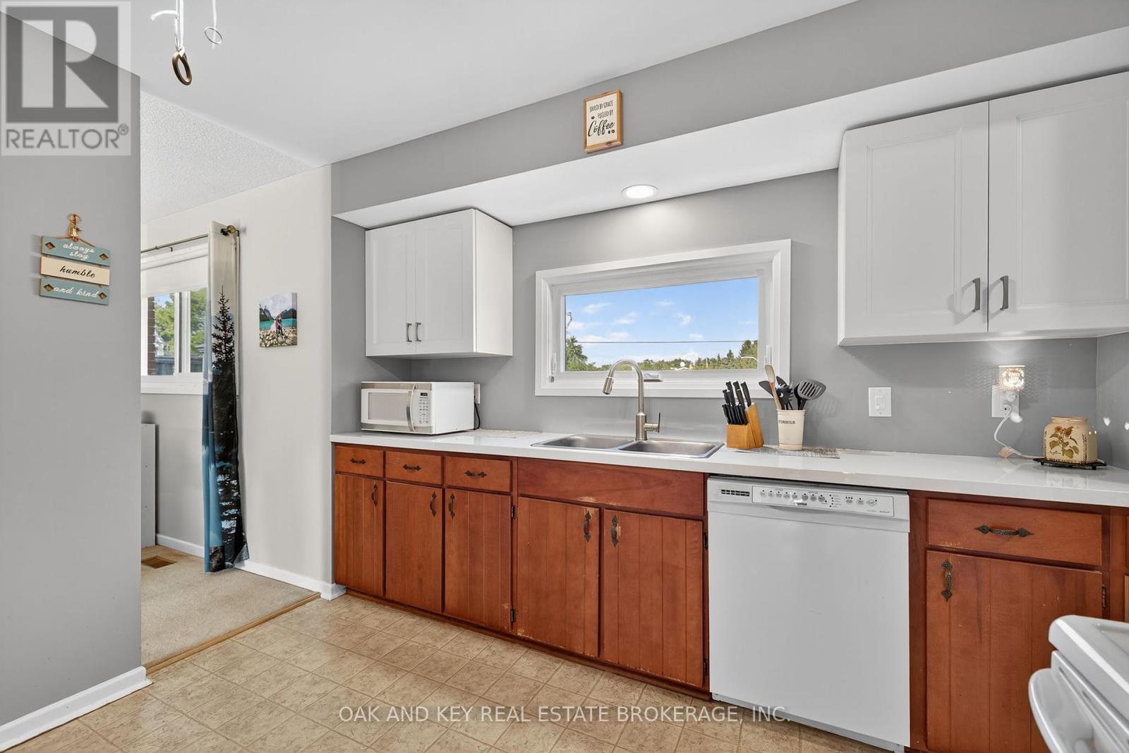 10103 Lynhurst Park Drive, Southwold, Ontario  N5P 2E5 - Photo 16 - X12333525
