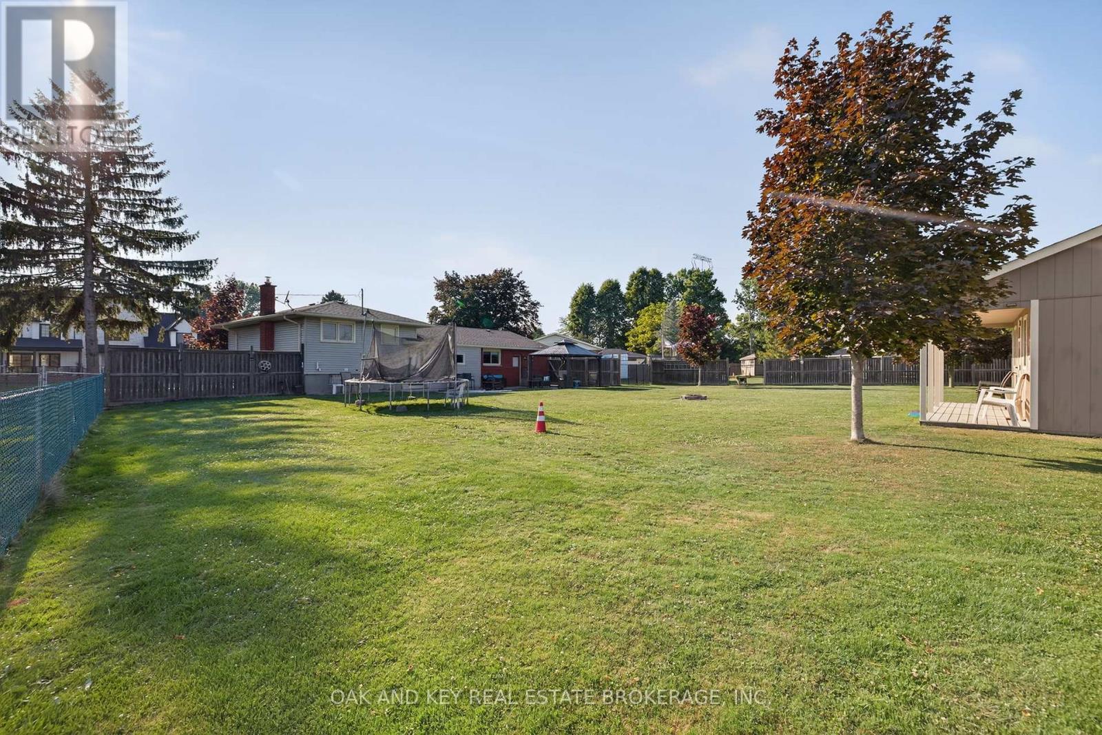 10103 Lynhurst Park Drive, Southwold, Ontario  N5P 2E5 - Photo 29 - X12333525