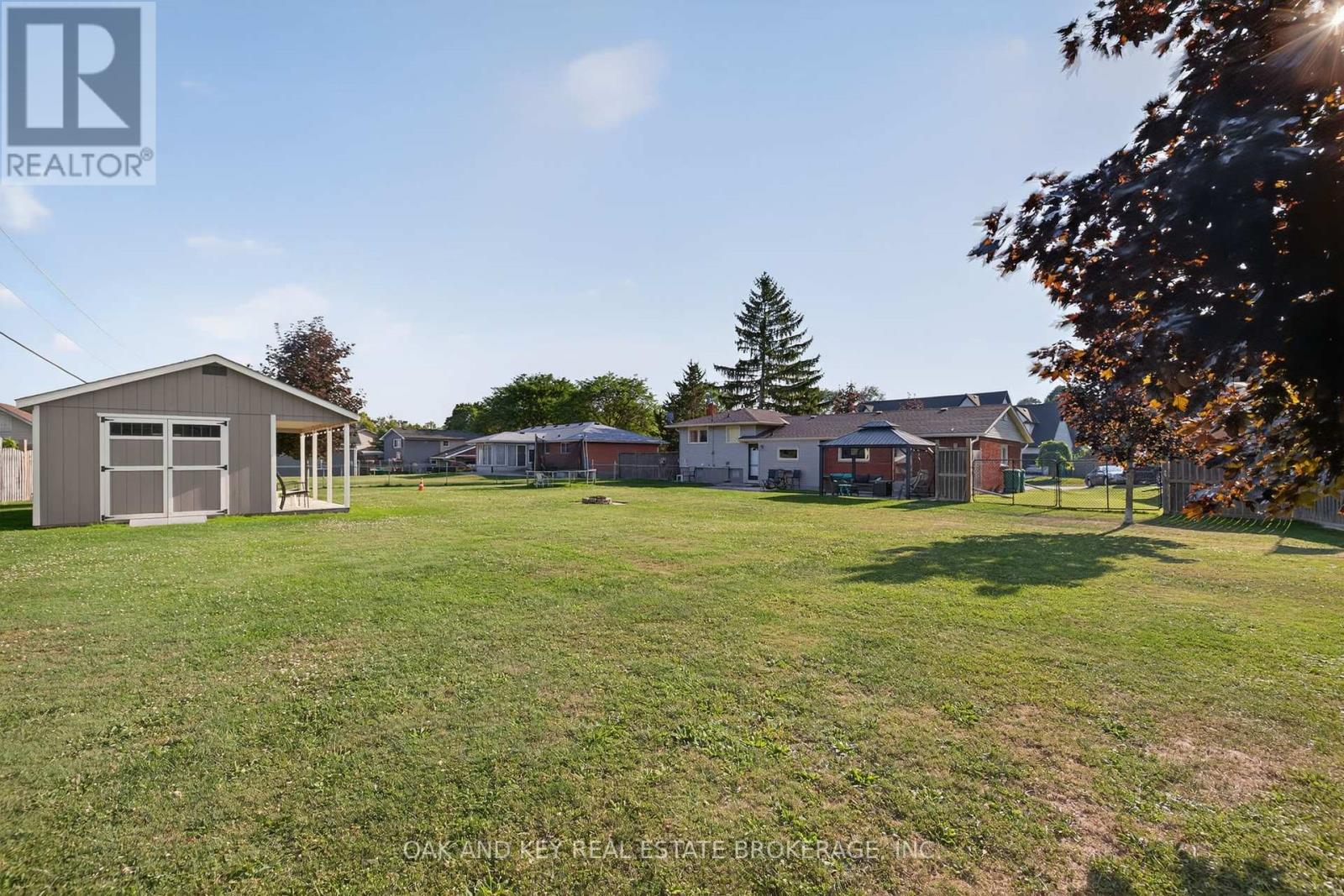 10103 Lynhurst Park Drive, Southwold, Ontario  N5P 2E5 - Photo 32 - X12333525